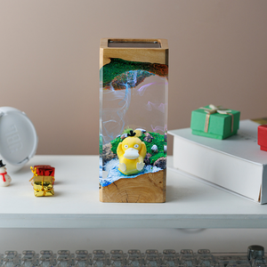 Lámpara de Anime, Lámpara de Resina Epoxi, Lámpara de Resina Epoxi Personalizada, Lámpara de Arte de Madera y Resina, Luz Nocturna Personalizada, Regalo Hecho a Mano, Regalo de Navidad - Product Image 5