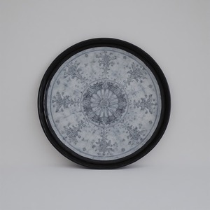 Placa de cargador ligera de hierro brillante con espejo, diseño Art Deco que ofrece un reflejo de alto brillo, mejora el comedor minimalista moderno - Product Image 1