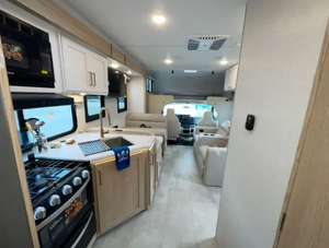 Mejores Autocaravanas Usadas 2022 2023 2020 Thor Chateau Clase C, Campers RV, Autocaravanas con Color Personalizado Disponible, Bajo Kilometraje - Product Image 5