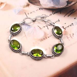 Bracelet tennis élégant et luxueux en péridot, argent sterling, fermoir à bascule, plaqué or, certifié GIA, fait main, vente en gros - Product Image 3