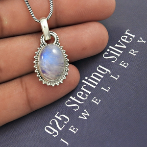 Pierre de lune arc-en-ciel feu bleu naturel 925 argent Sterling forme ovale gros pendentif conception personnalisée fabricant de bijoux inde - Product Image 1