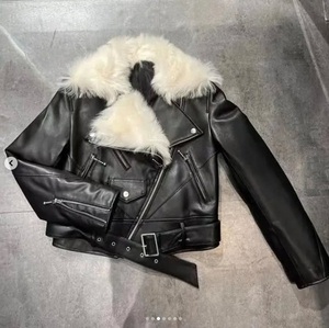 Chaquetas de piel auténtica de moto con aislamiento cálido de diseño único chaquetas de piel de oveja de bajo precio para mujer con piel - Product Image 2