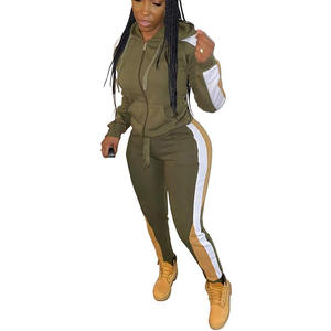 Conjunto Deportivo Informal de Sudadera y Pantalones Ajustados para Mujer, Chándal de Forro Polar Cálido, Transpirable y Cómodo, Conjunto Deportivo de Dos Piezas para Mujer - Product Image 1