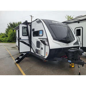 Remolque de Viaje Jayco Flight 24FK 2026 de Aluminio Negro con Capacidad para 6 Personas - Product Image 1