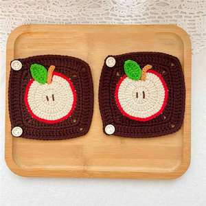 Funda de Volante de Coche de Algodón Tejida a Mano con Diseño de Manzana, Origen China, Protector de Hombro y Funda de Palanca de Cambios - Modelo Akki 1 - Product Image 5