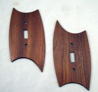 Plaque murale artisanale en bois écologique pour interrupteur et prise, style vintage |   Cache-prise décoratif suspendu en bois Diwali