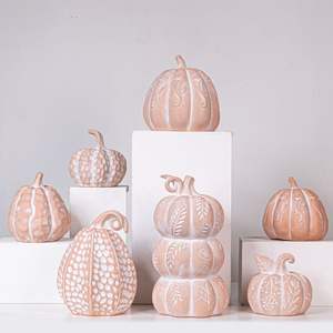 Figurines Pomme Décoratives Dorées Ensemble de 2 Sculptures Pomme Porcelaine Ornements Fruits Rustiques Automne Automne Décoration de Table - Product Image 6