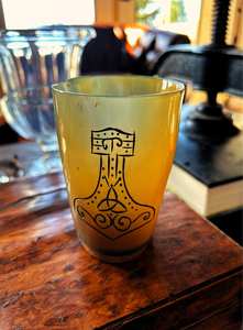 Style classique Unique corne de buffle Viking tasse à boire verre à vin distinctif conception de corne indienne Base en bois pour bière vin café - Product Image 4