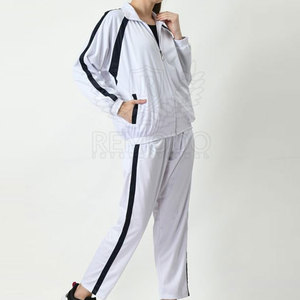 Ensemble de survêtement décontracté pour femmes, hiver, uni, 2 pièces, avec couleur et logo personnalisables, 100% polyester, pour activités de plein air - Product Image 2