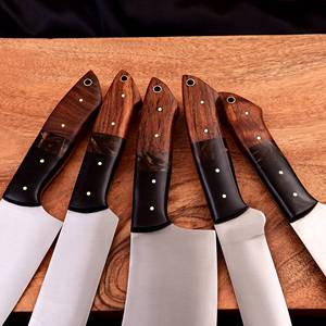 Juego de cuchillos de chef de acero de alto carbono profesional de 5 piezas de estilo personalizado, hoja de Damasco para uso en cocina, para afilar y rebanar - Product Image 2