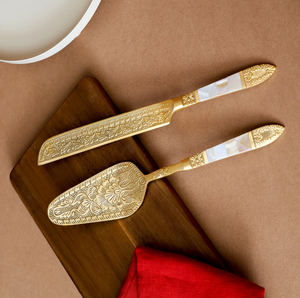 Ensemble de serveur de gâteau en laiton, poignée unique inspirée du paon, ajoute une touche de flair artistique, disponible aux prix de gros. - Product Image 2