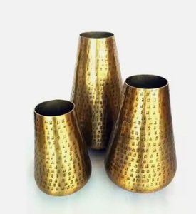 แจกันดอกไม้ทำจากอลูมิเนียมคุณภาพสูงออกแบบได้เองหรูหราสำหรับตกแต่งบ้านโรงแรมใช้ในห้องนอนและห้องนั่งเล่น - Product Image 6