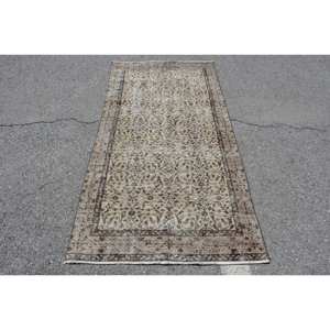 Alfombra de lana turca Vintage 3,3X6,5 pies Beige marrón Patchwork diseño rectángulo pasillo modelo con respaldo de látex 10mm de espesor - Product Image 1