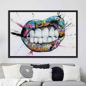 Impression sur toile Graffiti Lips : Décoration pop art urbaine colorée, TOILE ENCADRÉE NOIRE - Product Image 1