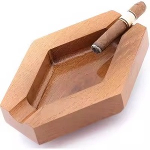 Cendrier en bois naturel, style rustique fait à la main, utilisation en extérieur, élégant et écologique - Product Image 3