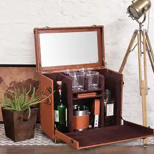 ワイン愛好家のためのピクニックと旅行のためのウイスキーグラスを備えたプレミアム品質のポータブルレザーレットバーセット