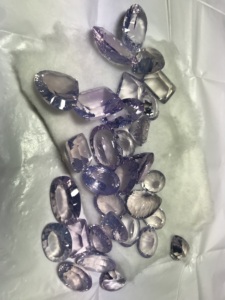 อัญมณีสีฟ้าใสลาเวนเดอร์ควอตซ์ธรรมชาติสำหรับทำเครื่องประดับ - Product Image 5