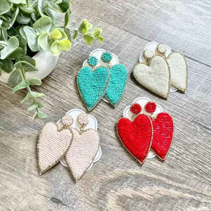 Pendientes Hechos a Mano con Forma de Corazón, Pendientes de Cuentas de Cristal Bordadas, Elegantes Pendientes de Cuentas de Semillas, Joyería Artesanal Única y Moderna - Product Image 3