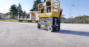 Elevadores de tijera eléctricos LS0608E con sistema de alarma de inclinación Carga nominal de 230 kg en venta - Product Image 2