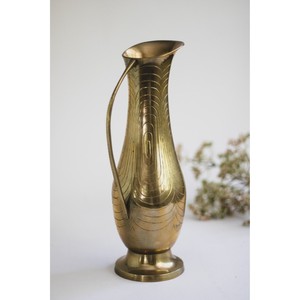 Pichet en laiton vintage Sarna Mid Century le plus vendu, vase en laiton gravé indien, pichet décoratif en laiton avec poignée - Product Image 2