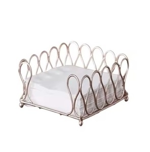 Porte-serviettes en métal moderne et élégant pour décor de salle à manger ou de café à la maison - Product Image 5