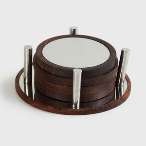 Nouvel ensemble de 4 dessous-de-verre ronds en bois avec découpe décorative, couleur personnalisable, épaisseur 5 mm, écologiques, 9,5x9,5 CM - Product Image 4