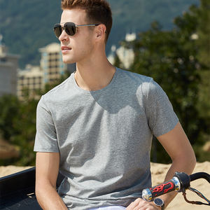 Camiseta con logotipo de serigrafía personalizada de alta calidad Camiseta lisa de algodón 100% mercerizado en blanco para hombres - Product Image 2