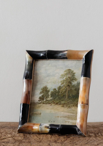 Marco de fotos de cuerno Natural de calidad superior hecho a mano, hermosos colores, chipset meticulosamente pegado, pulido a mano suave disponible - Product Image 2