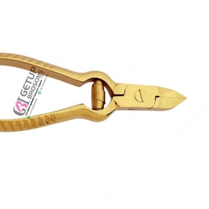Vente en gros de pinces à cuticules en acier inoxydable de qualité supérieure, finition dorée, GETUP BROSONS IMPEX GBI-NC-1954, emballage personnalisé avec votre propre logo - Product Image 2
