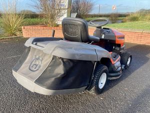 Vente en gros / Fournisseur de tracteurs à gazon Husqvarna TC138 à essence / à pétrole - Product Image 4