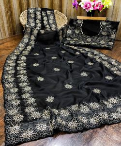 Kanchipuram Saree en soie Tenue de soirée Mariage indien Dernier créateur Banarasi Sari en coton et soie avec chemisier Vêtements pour dames Grossiste Apparelgarment - Product Image 6