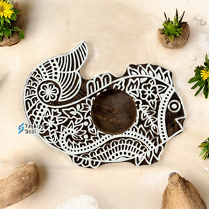 Handmade Eco-Friendly Wooden Parrot-Shaped Block <b>Tealight</b> Holder (Without <b>Tealight</b> <b>Candle</b>) Festival Decoration Rajasthan 2 Color - Product Image 2