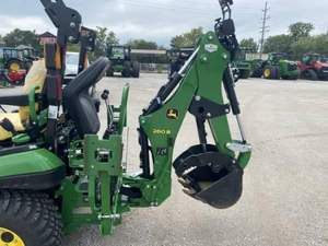 John-Deere Gasoline <b>Lawn</b> <b>Mower</b> for Park Farm and Landscape UseJohn-Deere Gasoline <b>Lawn</b> <b>Mower</b> for Park Farm and Landscape Use - Product Image 5