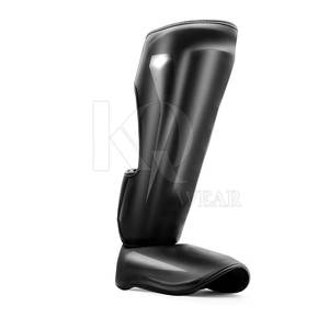 Espinilleras de cuero flexibles, protección profesional ligera, ajustables para entrenamiento de fútbol, práctica y actividades deportivas - Product Image 3