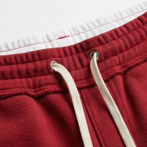 Pantalones Deportivos de Algodón Orgánico Estilo Vintage Personalizados por el Fabricante, Pantalones de Hombre de Cintura Media, Pierna Ancha, Estilo Desgastado - Product Image 4