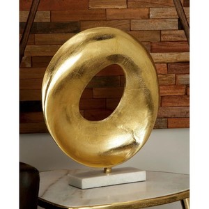 Sculpture décorative géométrique en métal aluminium doré avec base en marbre pour la décoration intérieure ou le bureau. - Product Image 1