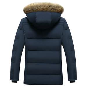 Manteau d'hiver matelassé noir brillant en nylon avec logo personnalisé, grande taille, effet brillant, pour temps froid - Product Image 5