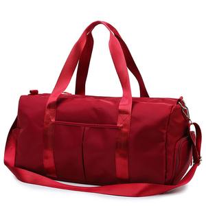 Vente en gros de sacs polochons de voyage étanches pour sport, gym, toile et tissu pour femmes et hommes - Product Image 1