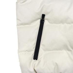 Veste d'extérieur à capuche en toile de haute qualité pour hommes, vêtements en gros avec logo et style personnalisés - Product Image 5