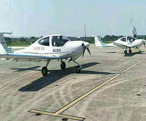Avión de Entrenamiento para Deportes Turísticos, Entretenimiento, Bodas y Agricultura con un Alcance de 601-700 km y una Potencia de 200-250kW - Product Image 1