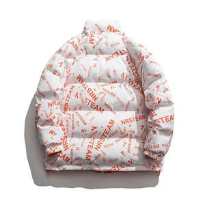 Veste matelassée courte à col montant avec logo personnalisé en gros |   Veste matelassée imperméable d'hiver vierge pour femmes et hommes - Product Image 2