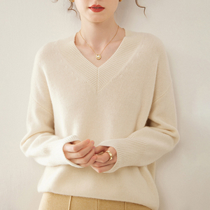 <span class=keywords><strong>เสื้อ</strong></span>โค้ทไหมแคชเมียร์ถักแบบหลวม สไตล์วีเนค แขนยาว อุ่นสบาย สำหรับฤดูหนาว  รับสกรีนโลโก้  สำหรับผู้หญิง - Product Image 2