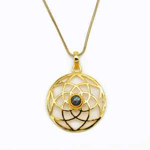 Collar con Colgante de Oro de Diseño Único, Joyería Boho de Latón para Mujer, Chapado en Oro de 18k, Geometría Sagrada, Labradorita, Mandala, Venta al por Mayor/OEM - Product Image 1