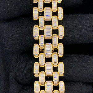 สร้อยข้อมือฮิปฮอปสำหรับผู้ชายทำจากทอง14K สุดประณีตกำไลข้อมือประดับเพชรทันสมัยแบบบาแกตต์ตัดด้วยเม็ดสีเงินฐานทอง18K - Product Image 4