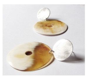 Pendientes de resina geométricos de moda de Europa y Estados Unidos, elegantes pendientes de joyería de gama alta al por mayor - Product Image 5