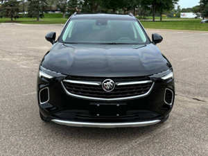 USADO 2023, preferido, bajo kilometraje, transmisión automática, asientos de cuero, sin accidentes y listo para enviar - Product Image 2