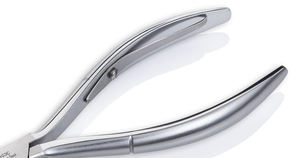 Ensemble de pinces à ongles NL-103 de marque d'exportation OMI soins des cuticules finis gris en acier inoxydable pour manucure et pédicure - Product Image 5