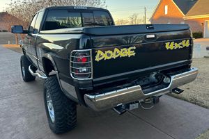 DODGE RAM 2500 SLT 4X4 d'occasion 2002, conduite à gauche/droite - Product Image 3