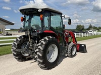 Tracteur Massey Ferguson 1749 avec boîte de vitesses à pompe, roulement et composants essentiels du moteur