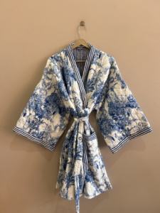 Animal Printed Breathable Cotton Quilted <b>Long</b> <b>Puffer</b> Kimono <b>Jacket</b> For <b>Women</b> - Product Image 3